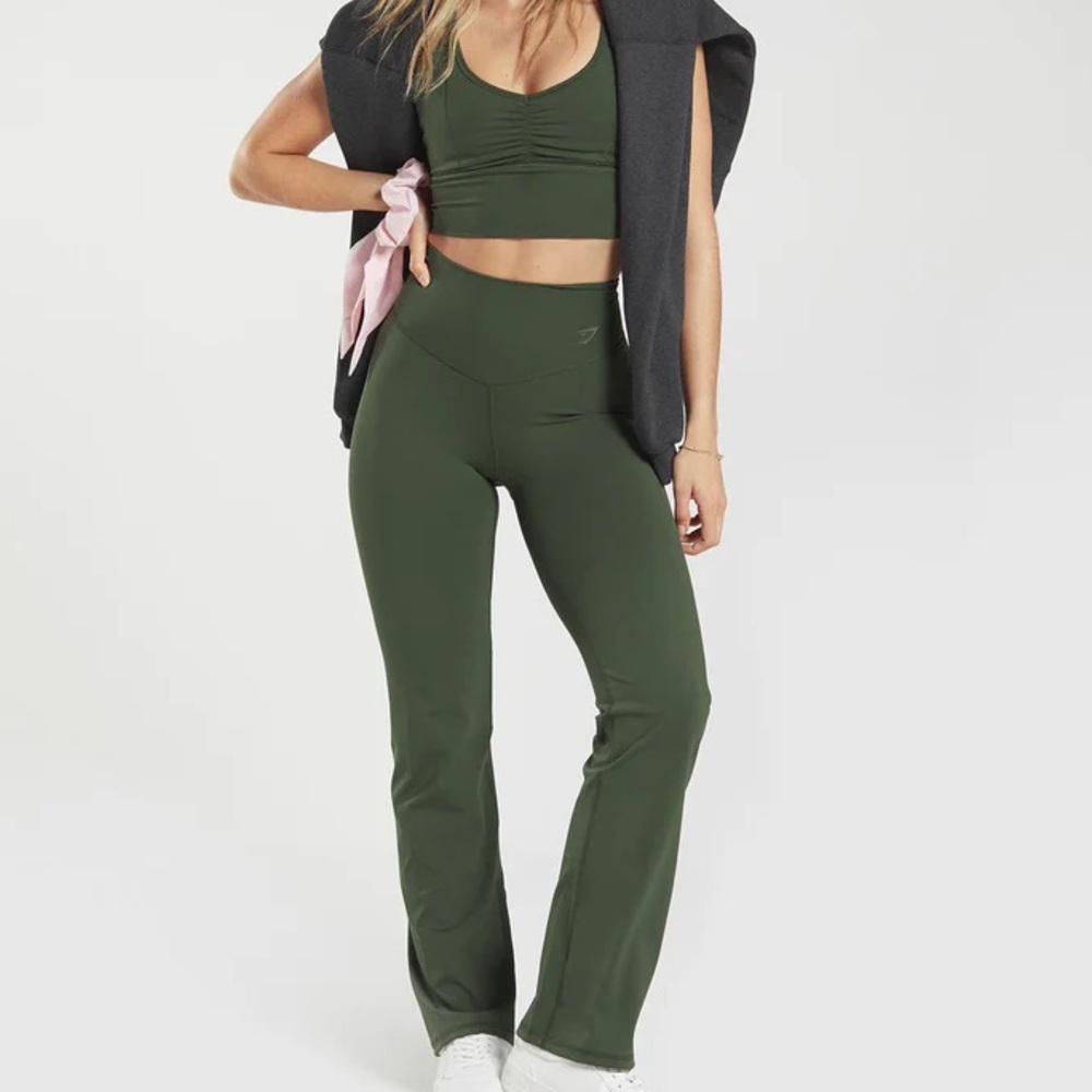 GymShark Flared Set